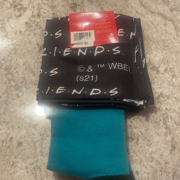 NWT Friends Central Perk socks & bandana. Use bandana for you or your pet.Unisex - Picture 5 of 5